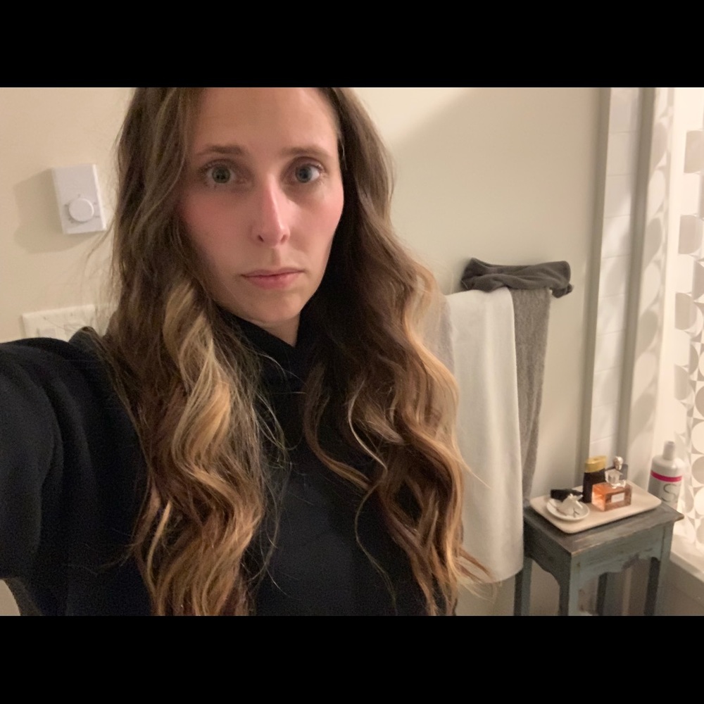 Meet your Posher, Whitney